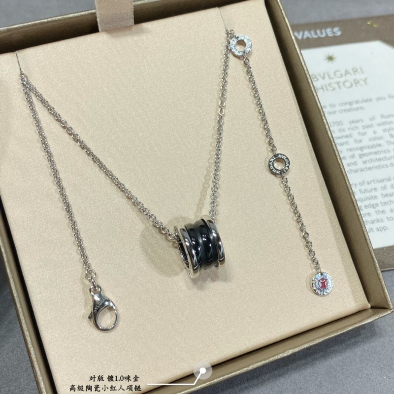 Bv1g*ai necklaces